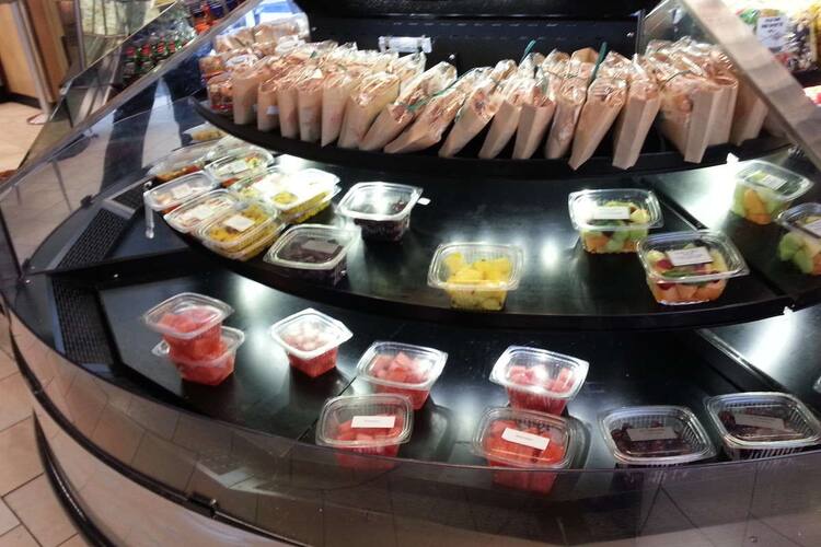 La Tapenade Mediterranean Cafe Airport Chicago O Hare Chicago